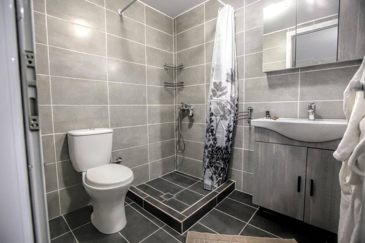Del Sol #2 Meteora Luxurious Family Suites Kalampáka Buitenkant foto
