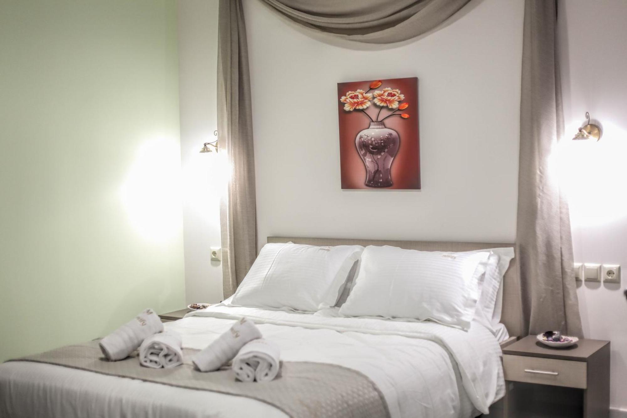 Del Sol #2 Meteora Luxurious Family Suites Kalampáka Buitenkant foto